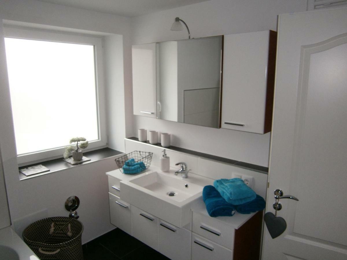 Bodensee Ferienwohnung Claudia 4 フリードリヒスハーフェン エクステリア 写真