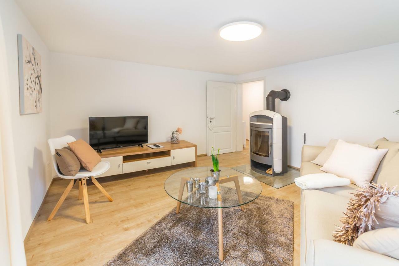 Bodensee Ferienwohnung Claudia 4 フリードリヒスハーフェン エクステリア 写真