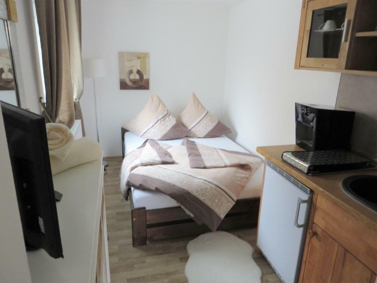 Bodensee Ferienwohnung Claudia 4 フリードリヒスハーフェン エクステリア 写真