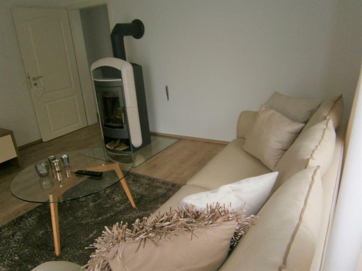 Bodensee Ferienwohnung Claudia 4 フリードリヒスハーフェン エクステリア 写真