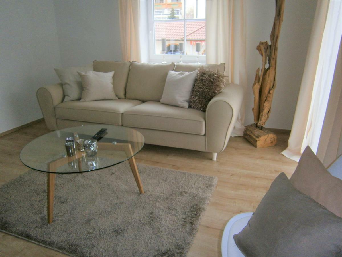 Bodensee Ferienwohnung Claudia 4 フリードリヒスハーフェン エクステリア 写真